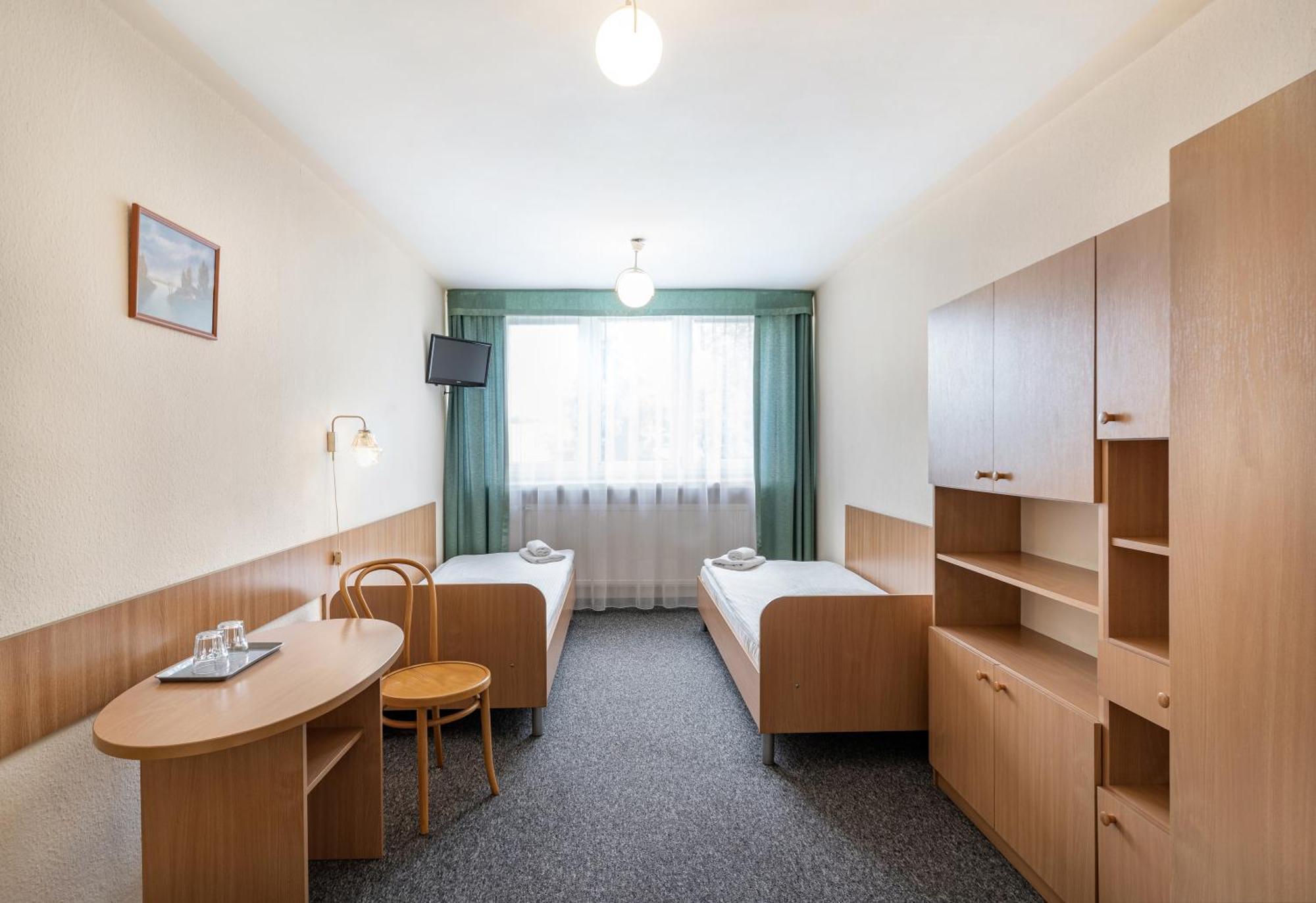 Hotel Alf Краків Екстер'єр фото