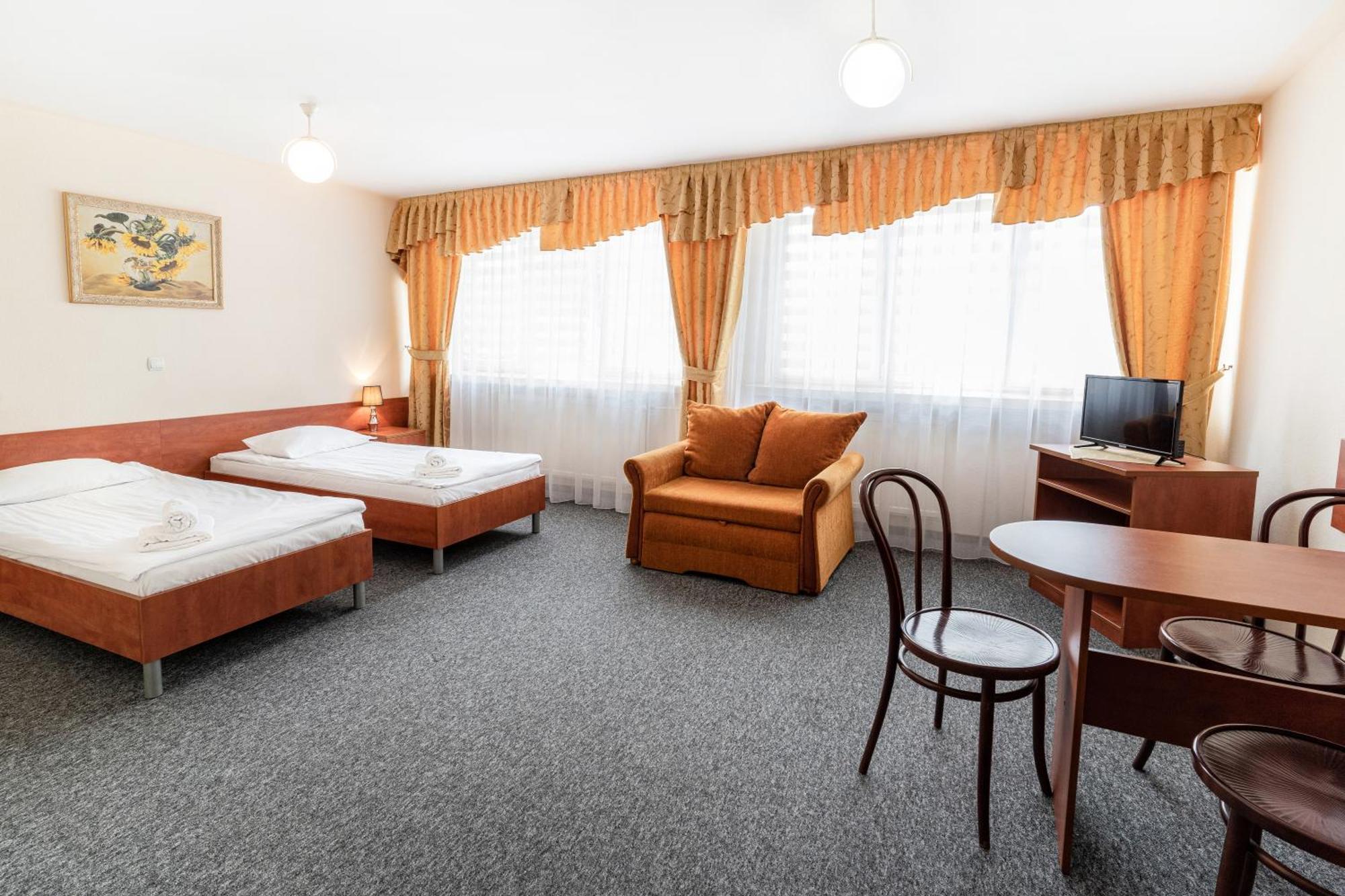 Hotel Alf Краків Екстер'єр фото