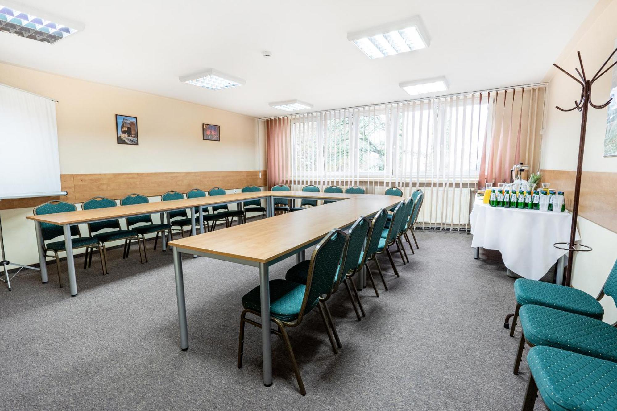 Hotel Alf Краків Екстер'єр фото